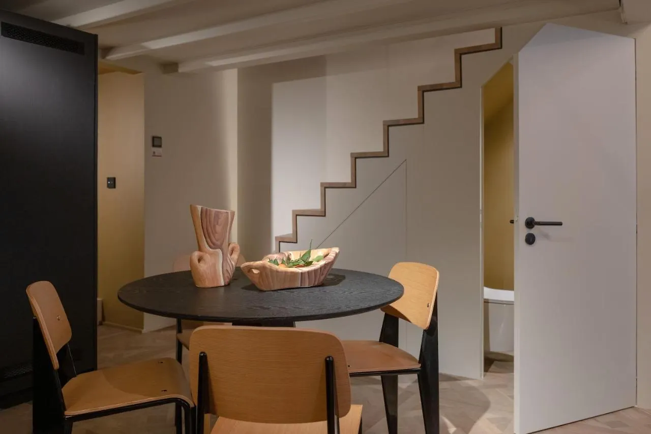 Mihotel Serlin Lyon